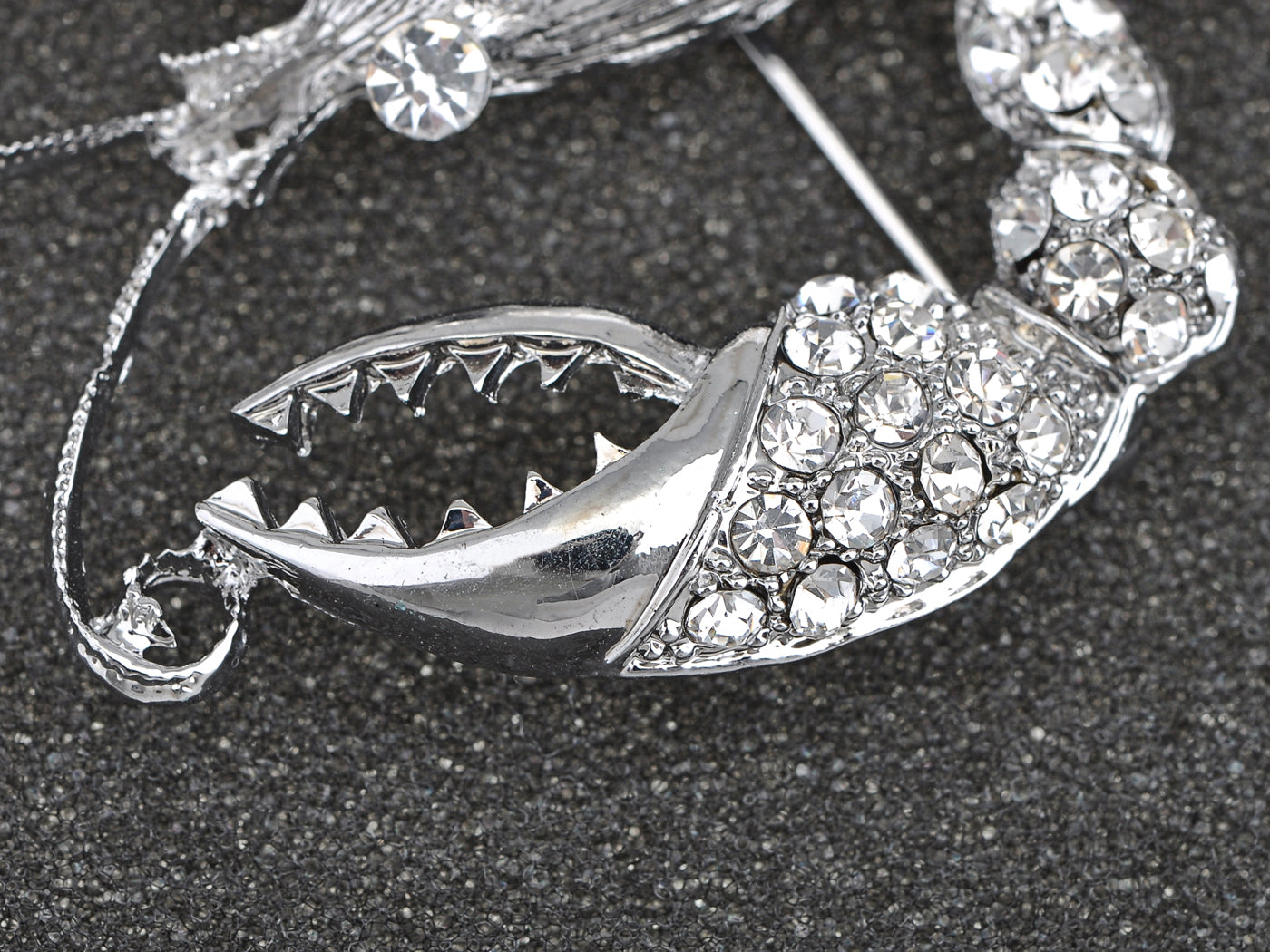 Nautical Ocean Animal Lobster Crawfish With Movable Tail Novelty Sea Fish Novelty Brooch Pin