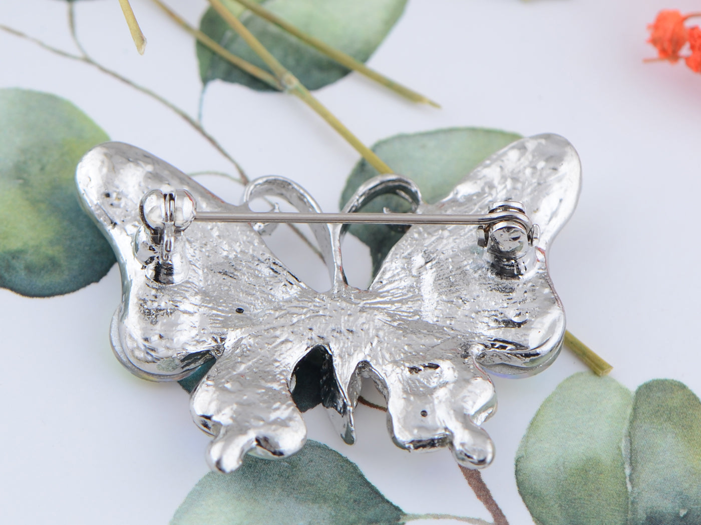 Interesting Petite Wild Colors Aurore Boreale Fly Butterfly Pin Brooch