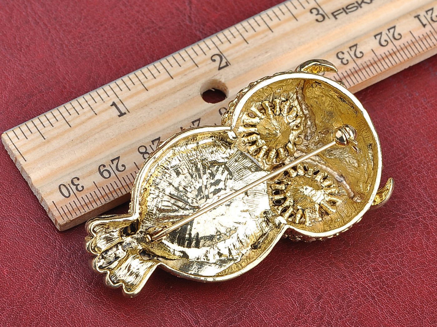 Stunning Captivating Topaz Big Eyed Owl Bird Pin Brooch