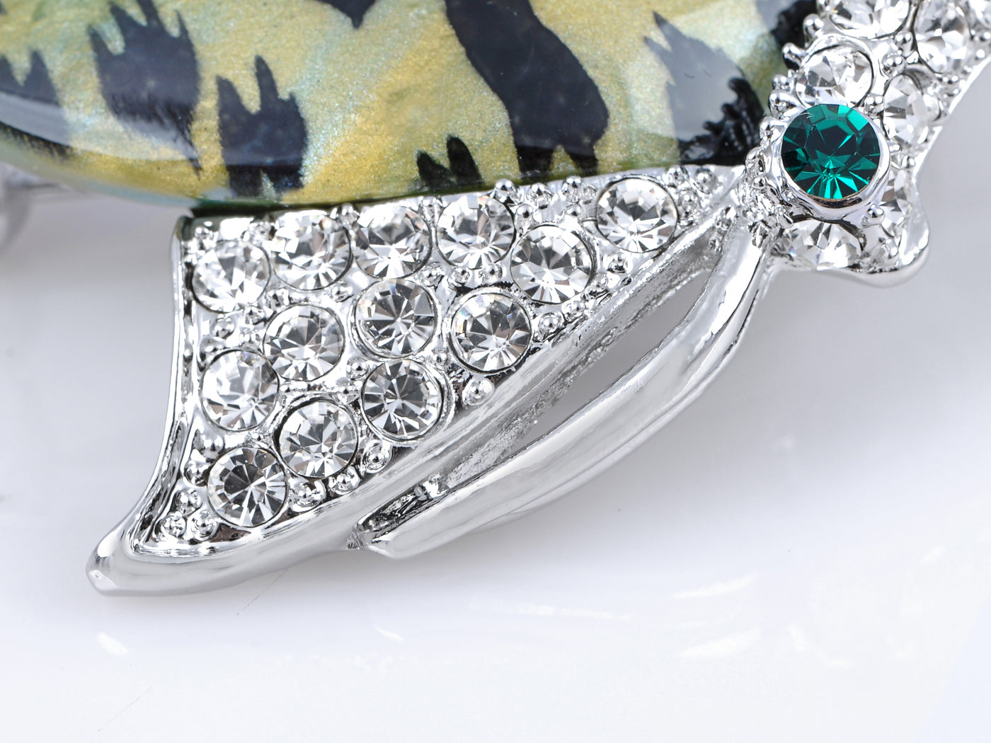 Elements Emerald Eye Pattern Wing Petite Butterfly Pin Brooch