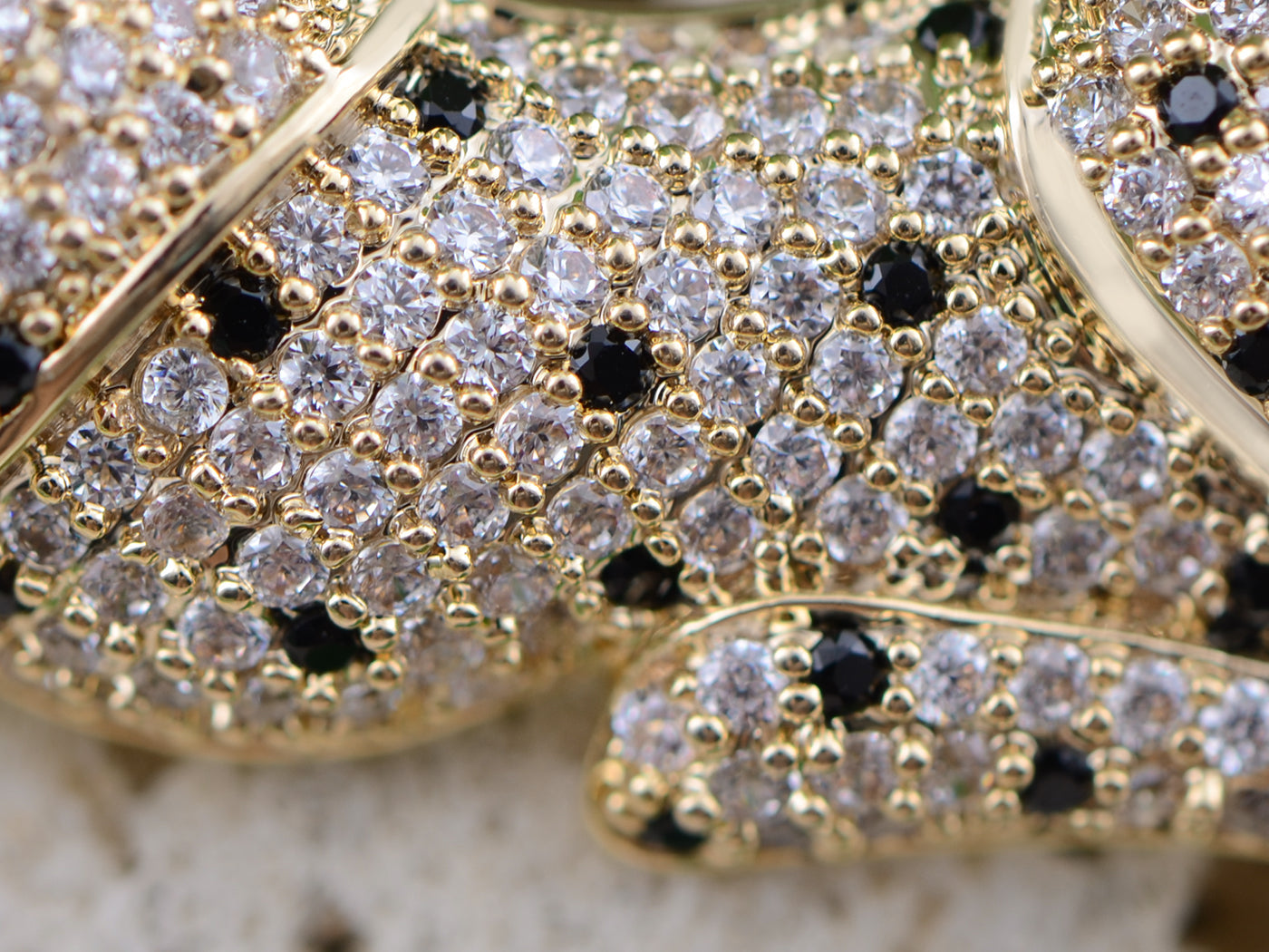 Cubic Zirconnia Copper Plated Egyptian Cougar Cheetah Brooch Pin