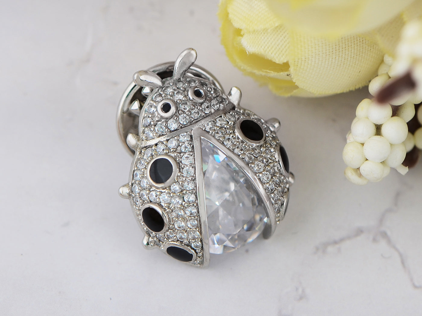 Peridot Green Ladybug Fly Insect Jewelry Brooch Pin