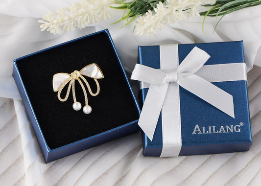 Alilang Elegant Natural Seashell Rhinestones Bow Knot Pearl Pin Brooch