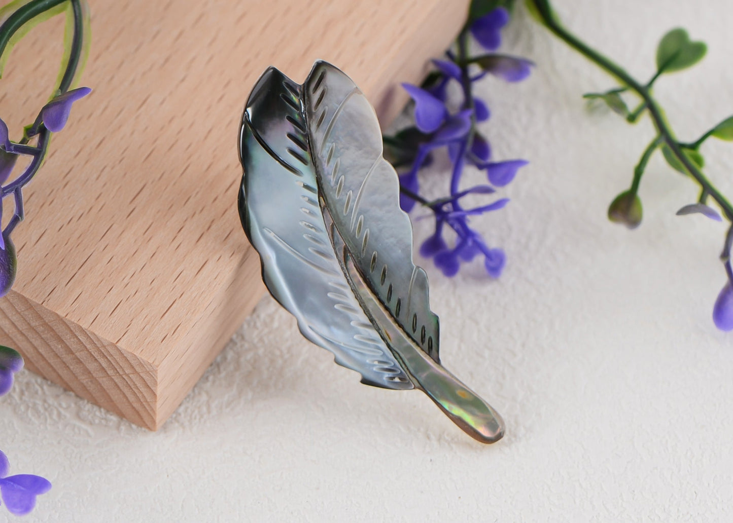 Alilang Natural Abalone Shell Silver Tone Feather Fashion Brooch Pin Accessories