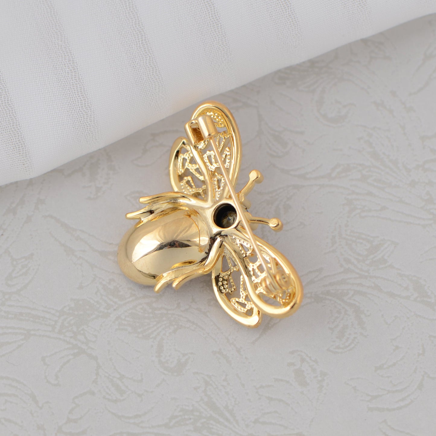 Bee Brooch Pin for Women Zircon Animal Brooches Crystal Honeybee Bumblebee Lapel Pins