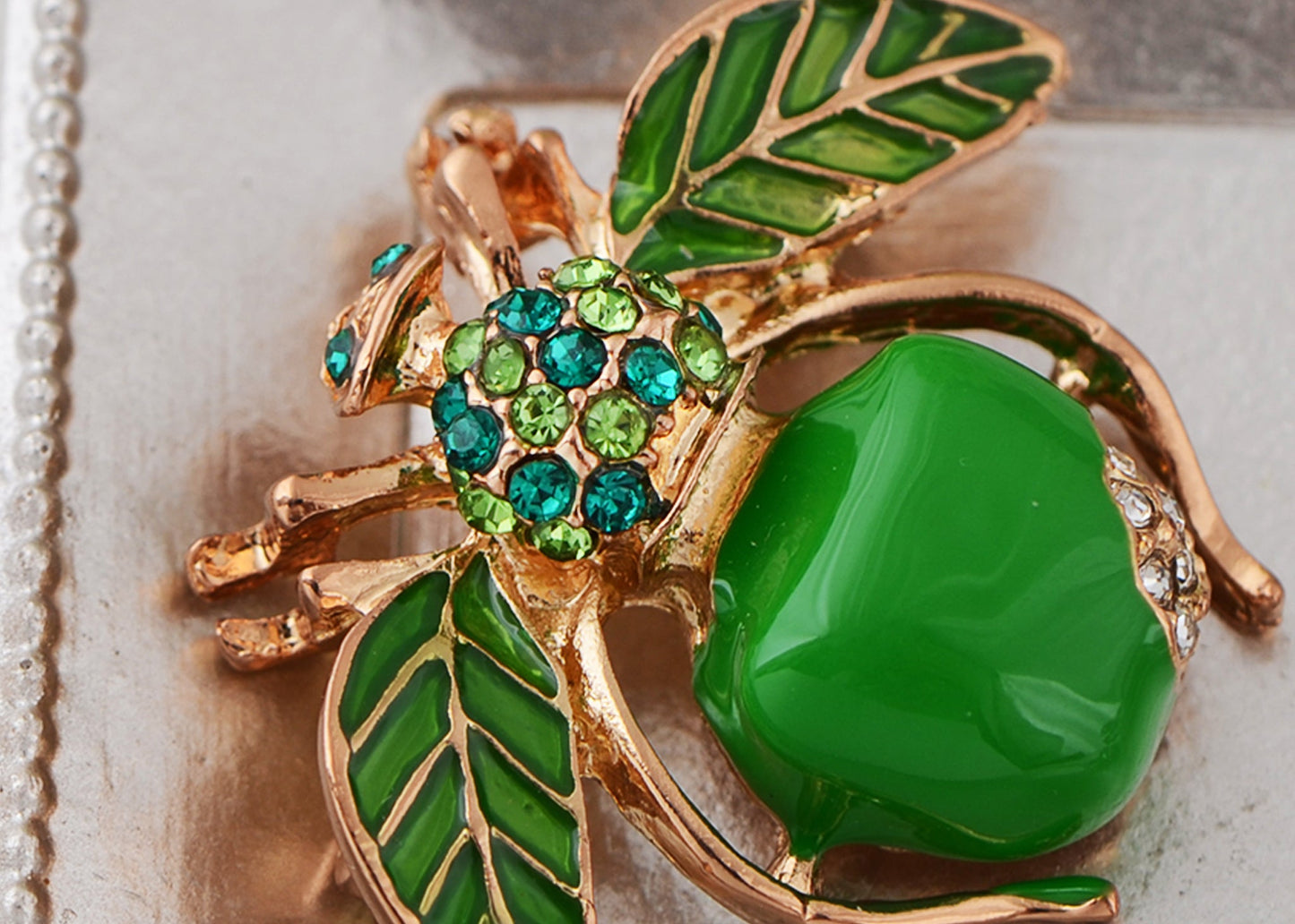 Elegant Crystal Rhinestone Fruit and Bee Brooch - Fashionable Gold Plated Fruit Insect Lapel Pins for Dresses and Accessories