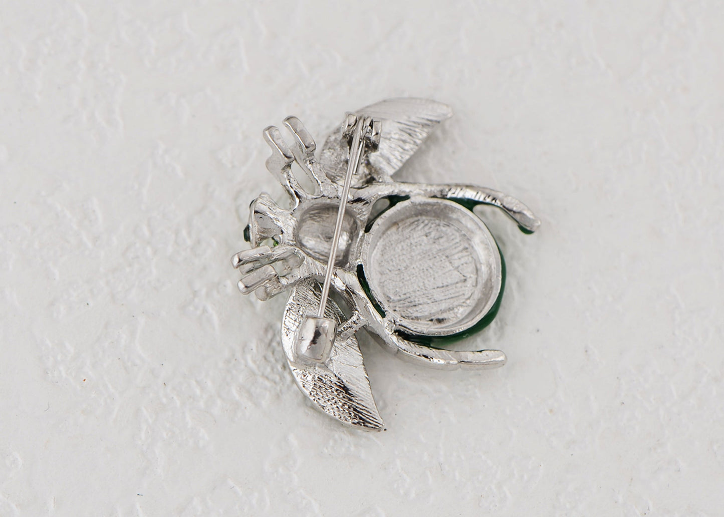 Elegant Crystal Rhinestone Fruit and Bee Brooch - Fashionable Gold Plated Fruit Insect Lapel Pins for Dresses and Accessories