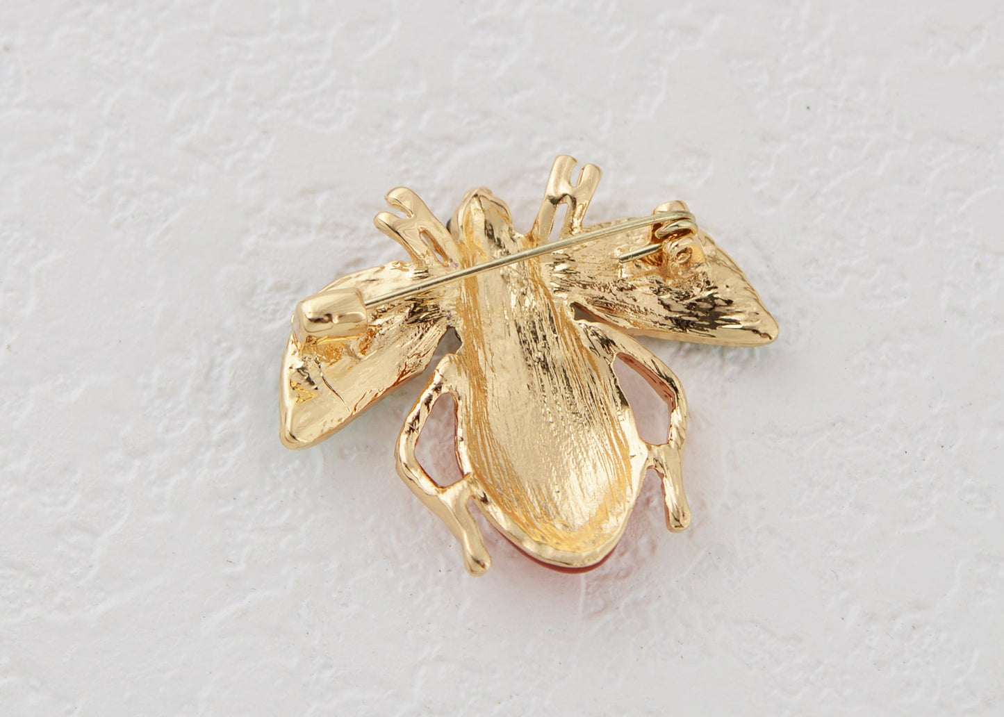 Elegant Crystal Rhinestone Fruit and Bee Brooch - Fashionable Gold Plated Fruit Insect Lapel Pins for Dresses and Accessories