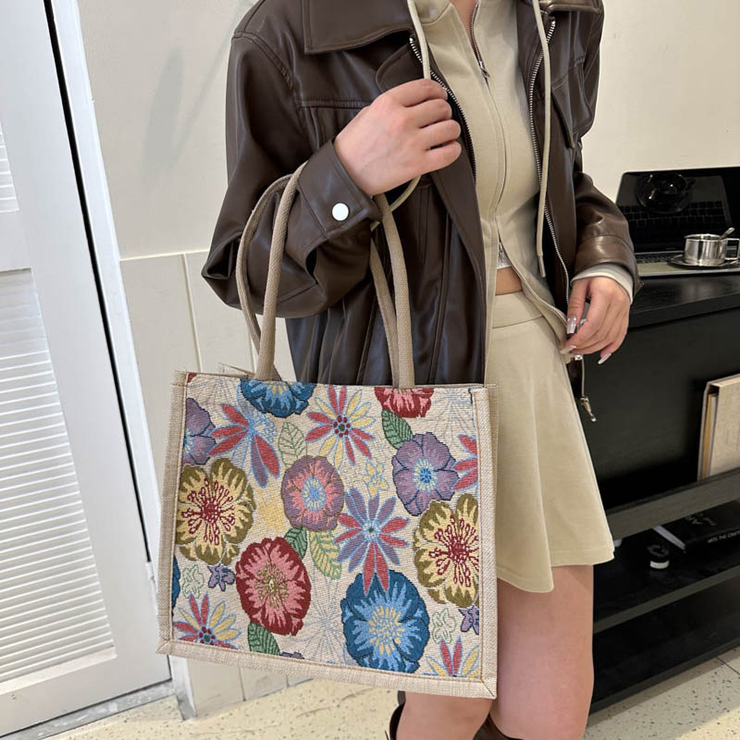 Floral Sackcloth Tote Bag-Lightweight Handbag