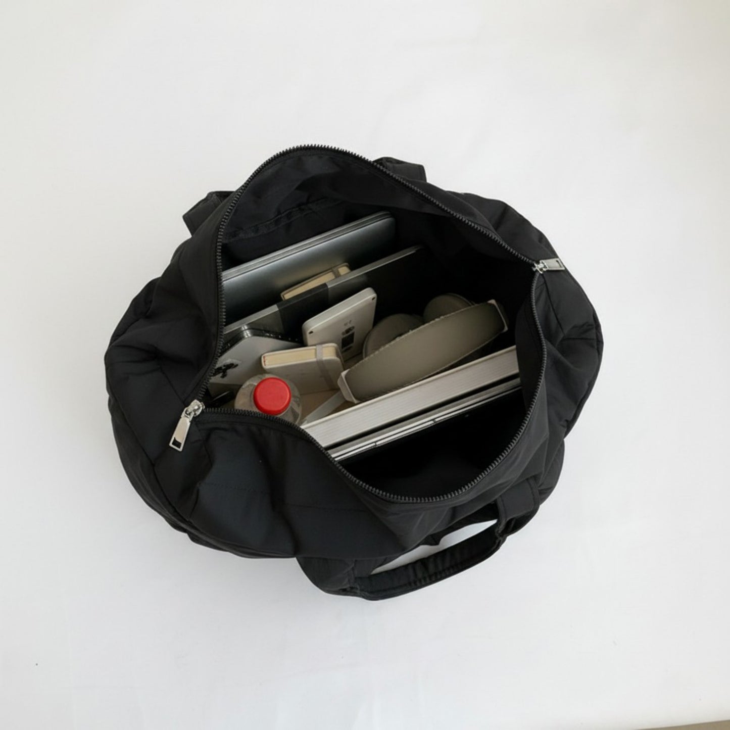 Quilted Puffer Tote Bag with Padded Structure and Soft Top Handles