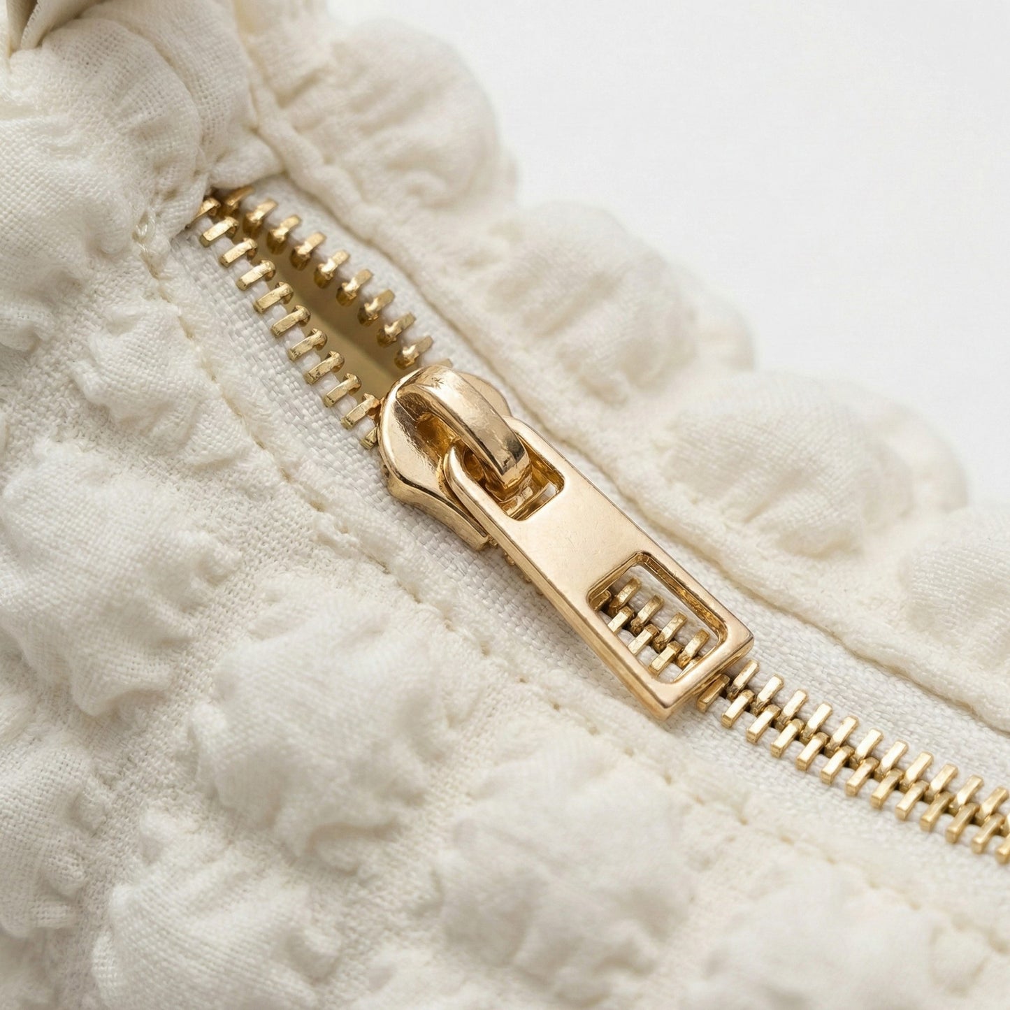 Textured Shoulder Bag with Quilted Bubble Design Contrast Knot Handle