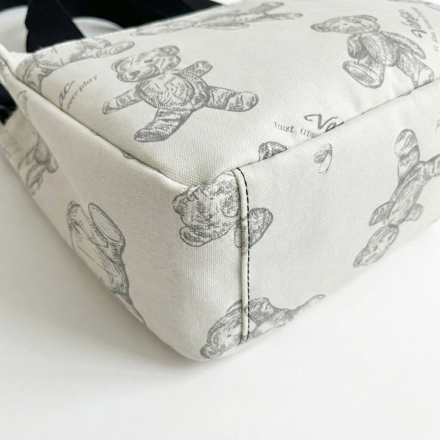 Insulated Lunch Tote Bag with Teddy Bear Print Adjustable Shoulder Strap