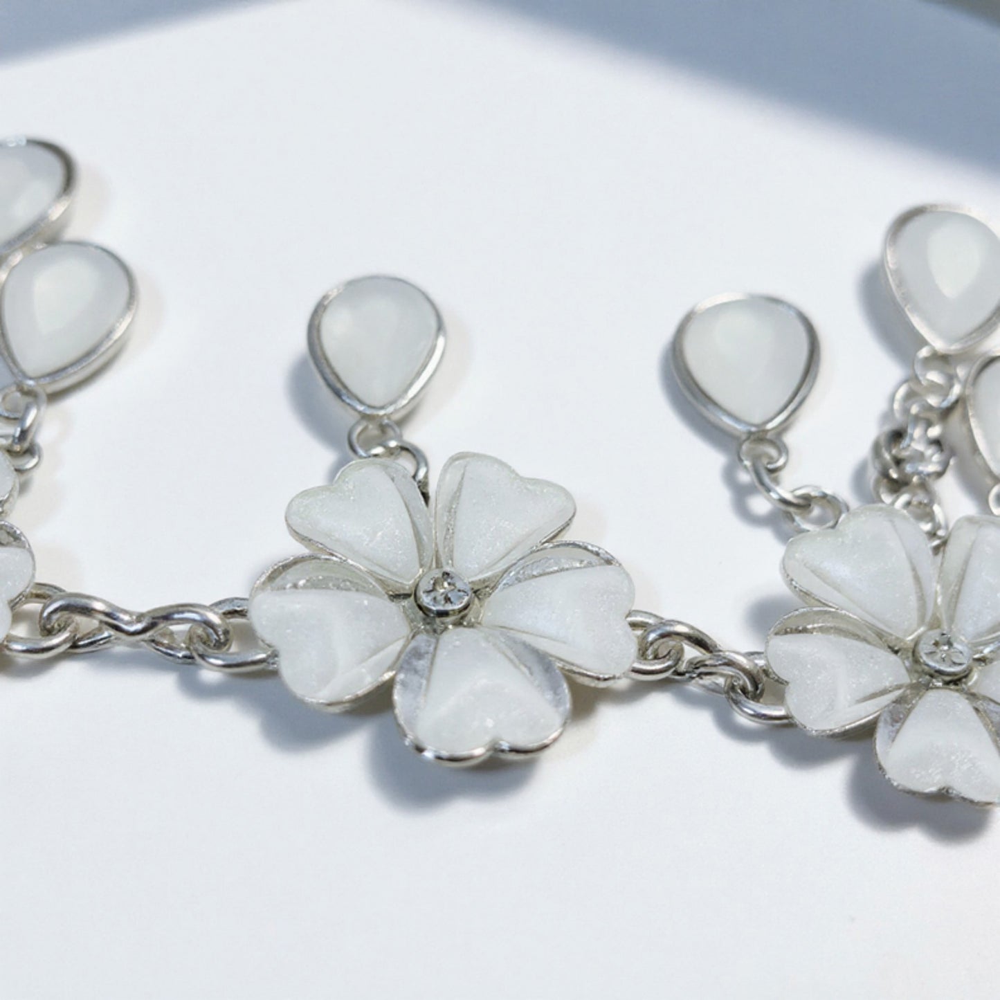 Floral Chain Belt with Teardrop Gem Charms and Metal Link Design 47in