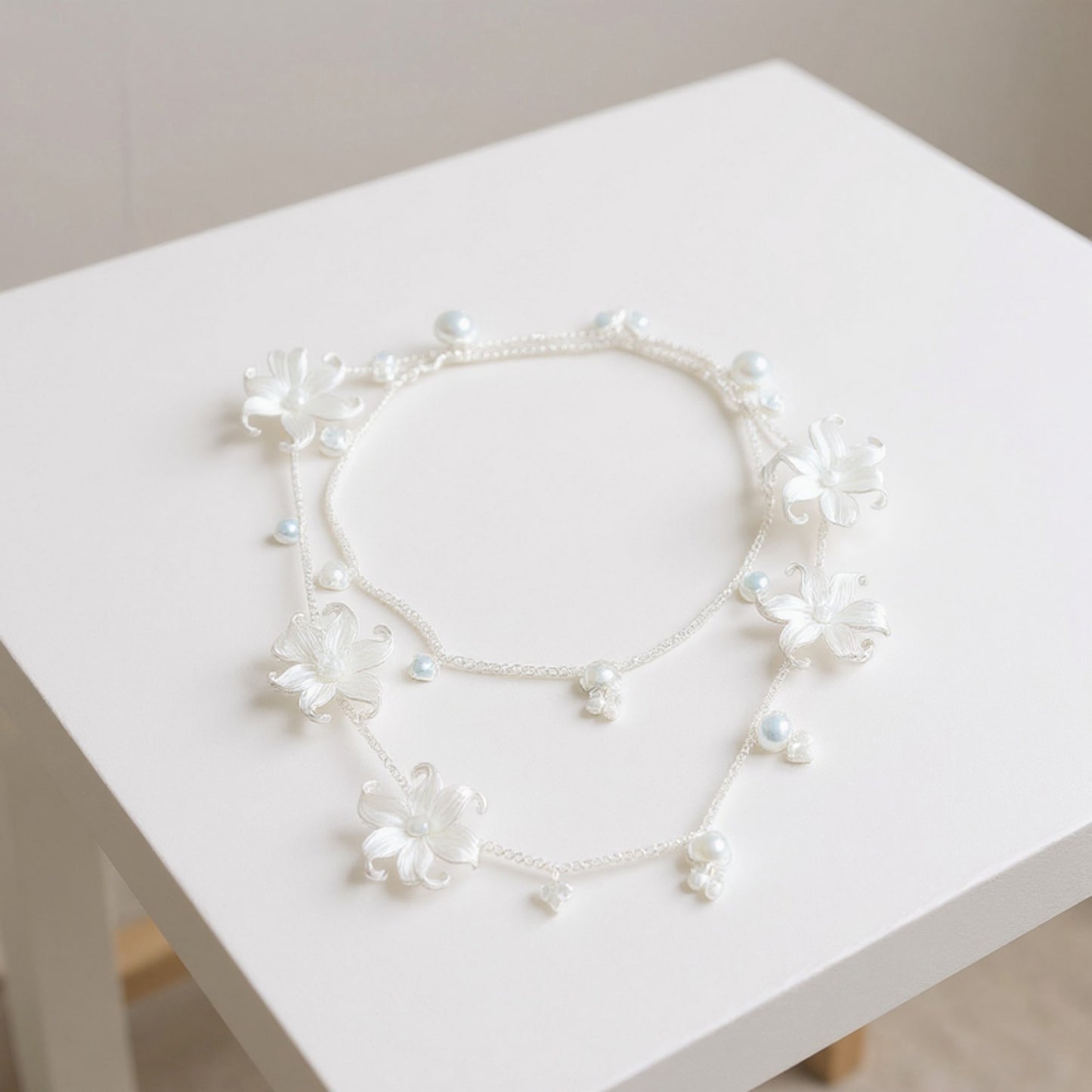 Floral Metal Chain Belt with Faux Pearl Drop Details and Adjustable Fit 45.5in