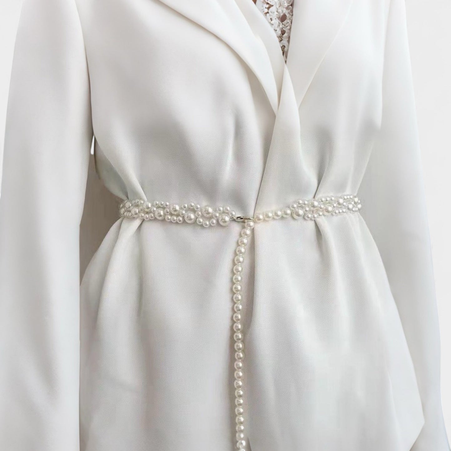 Faux Pearl Beaded Waist Chain Belt with Clustered Design and Adjustable Length 45.5x0.6in