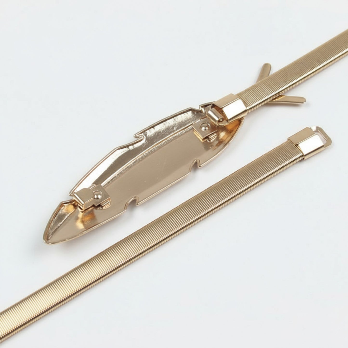 Metal Leaf Buckle Belt with Slim Adjustable Band and Textured Design 28.5x0.4in