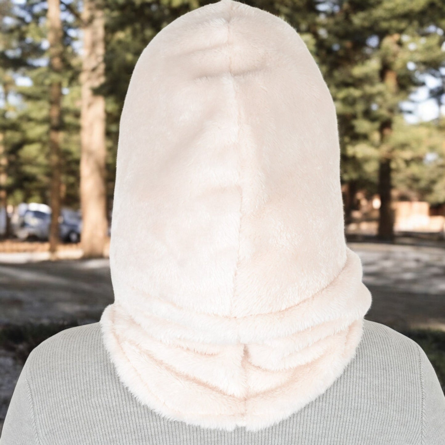 Faux Shearling Hooded Scarf with Adjustable Drawstrings and Extended Neck Coverage