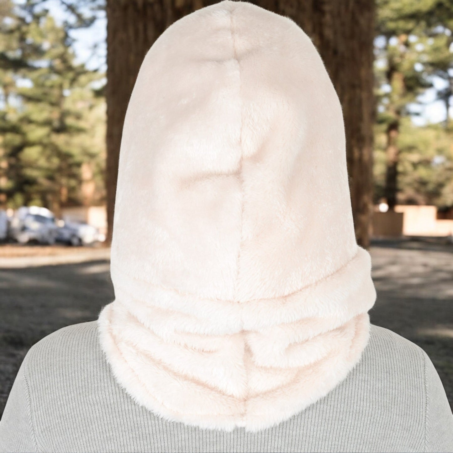 Faux Shearling Hooded Scarf with Adjustable Drawstrings and Extended Neck Coverage