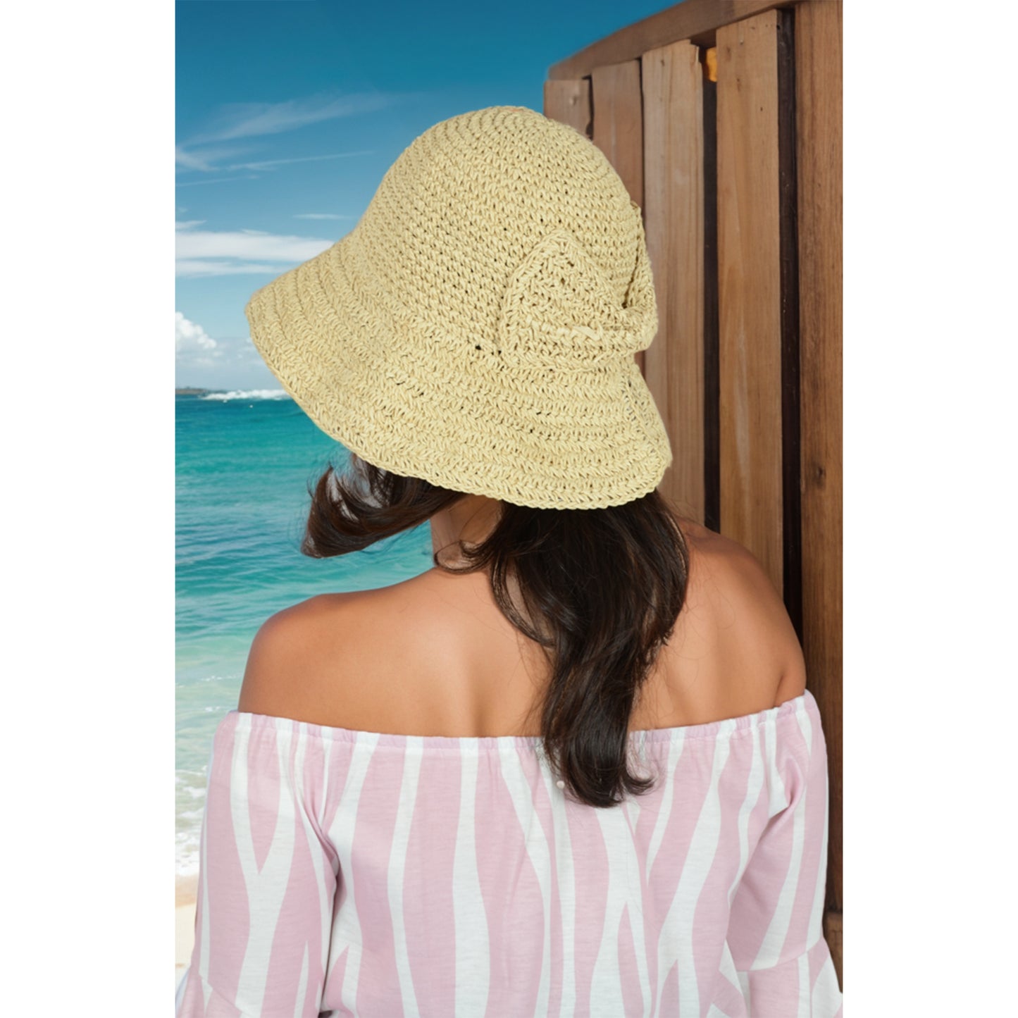 Crochet Raffia Sun Hat with Wide Brim and Bow Detail Foldable Summer Beach Hat for Stylish Sun Protection