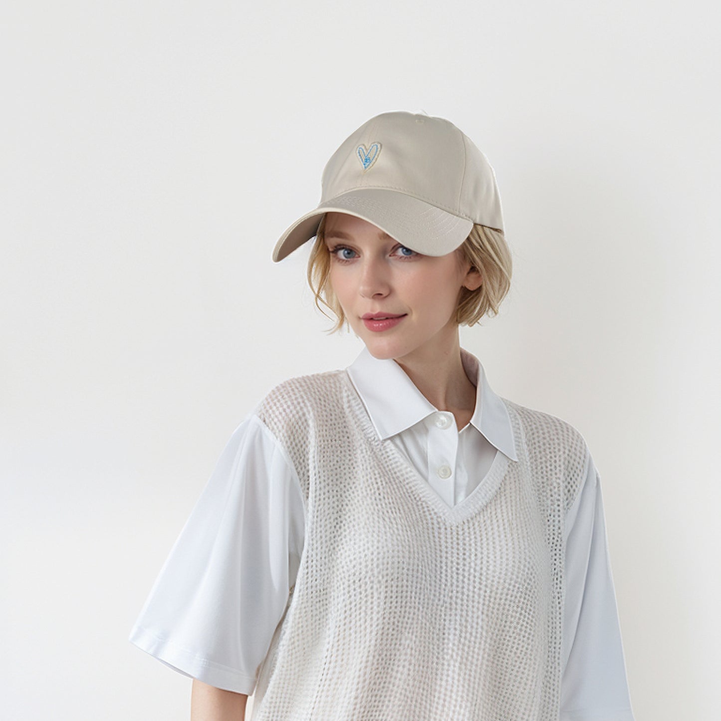 Women's Heart Embroidered Baseball Cap Low Bun Soft Cotton Trucker Hat