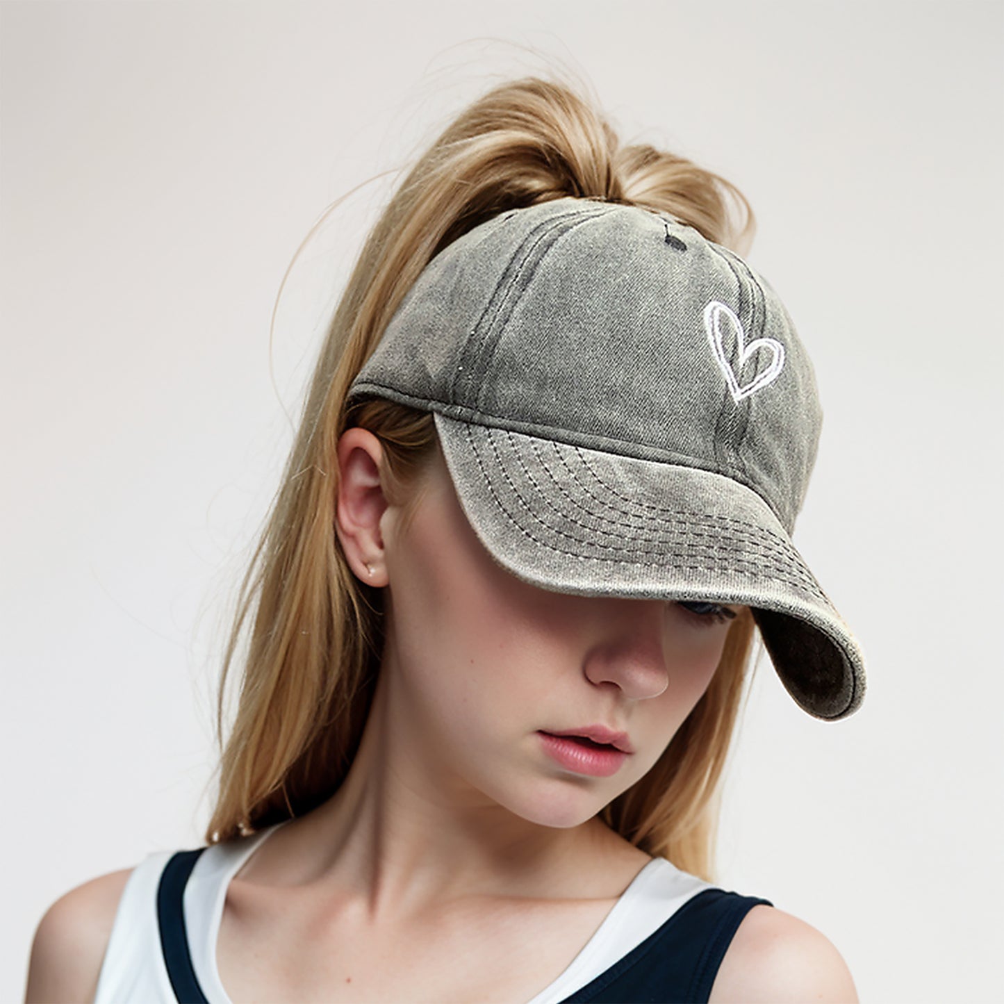 Women's Heart Embroidered Baseball Cap Low Bun Soft Cotton Trucker Hat