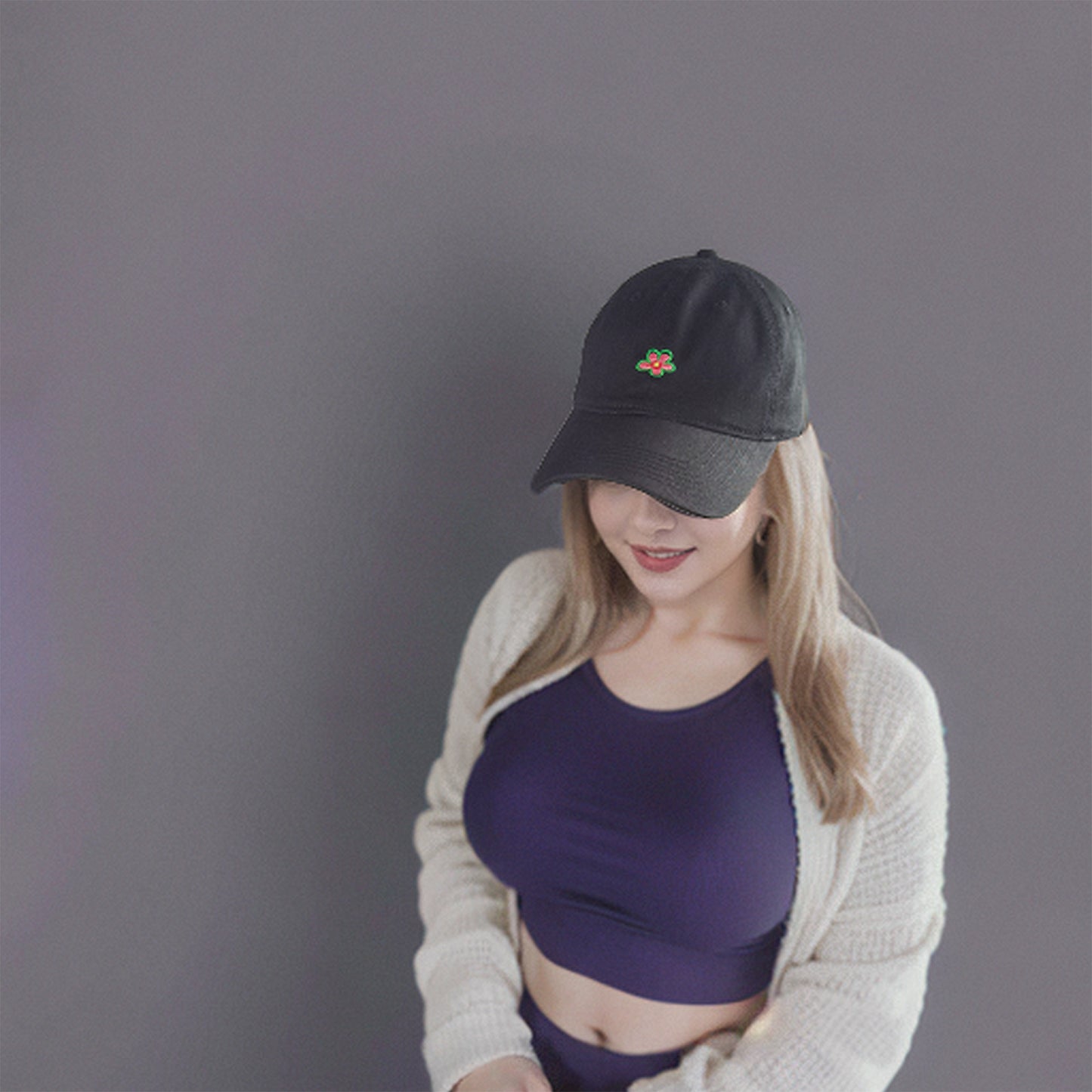 Women's Flower Embroidered Baseball Cap Low Bun Soft Cotton Trucker Hat