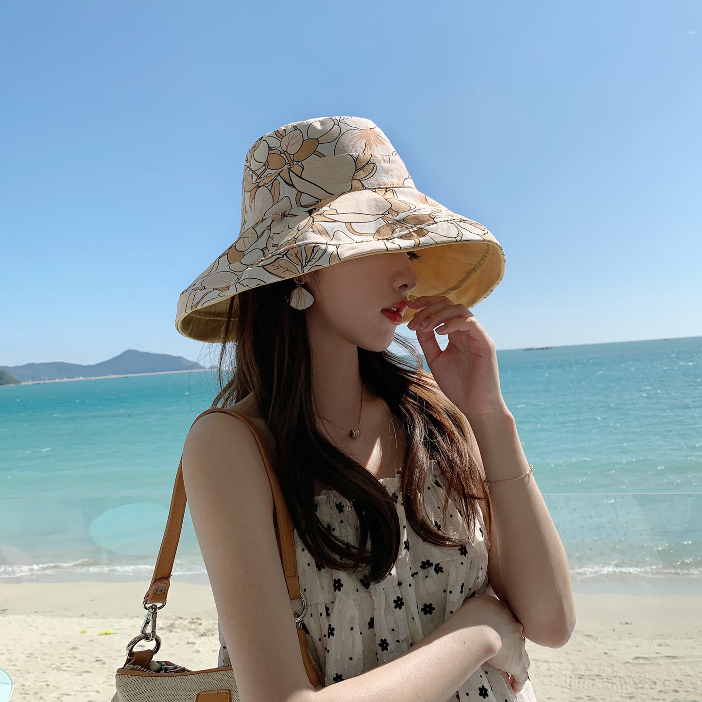 2-in-1 Women's Floral & Solid Double-Sided Bucket Hat for Outdoor