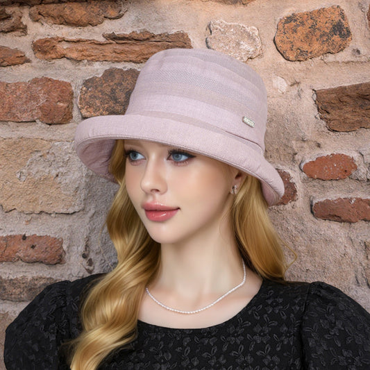 Structured Bucket Hat with Pleated Band Design and Wide Brim for Elegant Everyday Sun Protection