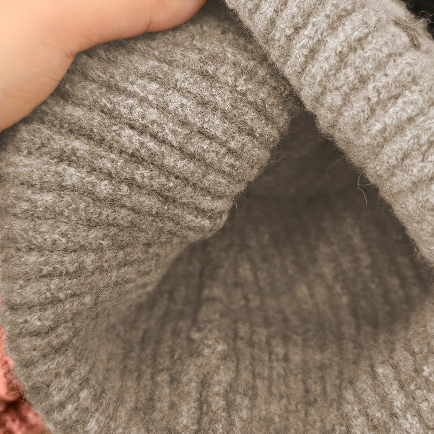 Knitted Beanie with Cat Embroidery - Cute & Warm Winter Hat for Cold Weather