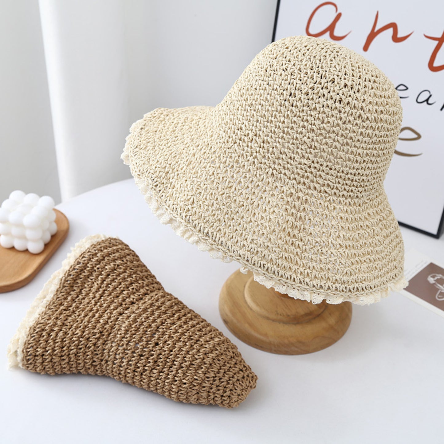 Women Straw Bucket Hat Wide Brim Lightweight Sun Hat with Lace Trim Detail