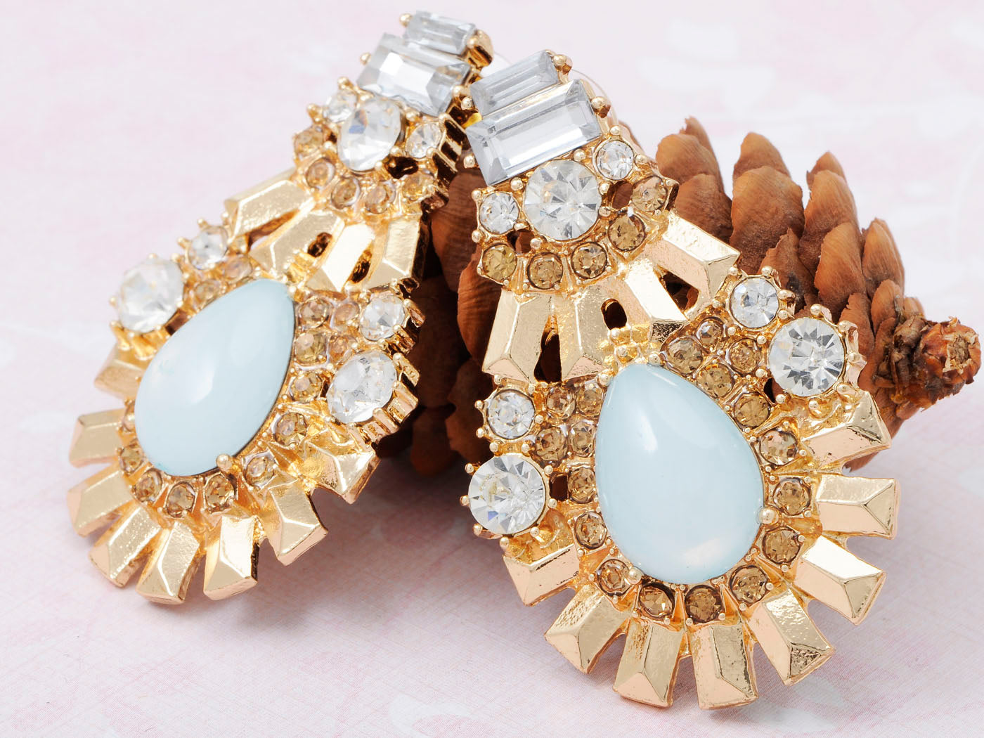 Deate Pearl Flower Star Elements Clip Earrings