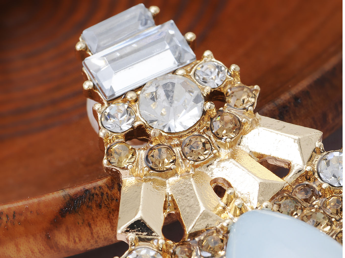 Deate Pearl Flower Star Elements Clip Earrings