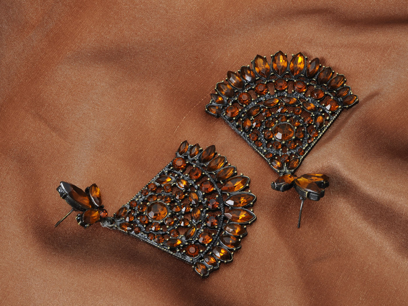 Dark Topaz Antique Design Fan Art Czech Dangle Drop Earrings