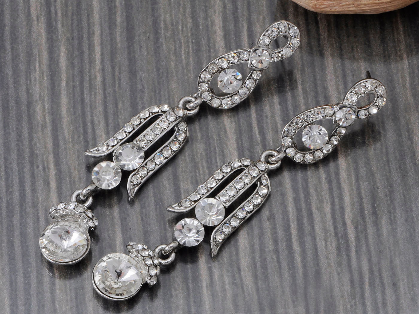 Victorian Vintage Design Dangle Drop Earrings