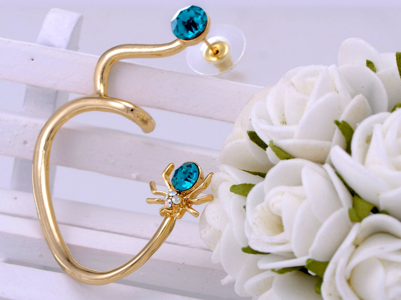 Mini Blue Bodied Spider Earring Ear Cuff