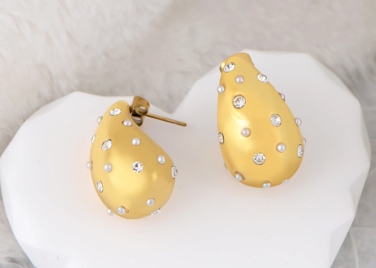 18K Gold Plated Teardrop Chunky Earrings Waterdrop Earrings Lightweight Dupes Earrings