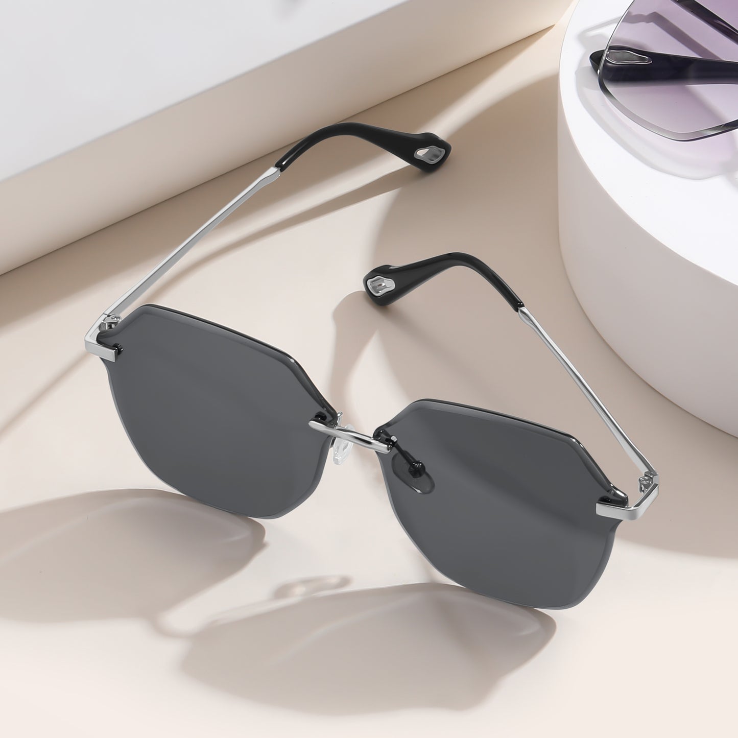 Women's Stylish Hexagonal Rimless Gradient Sunglasses for Fashion