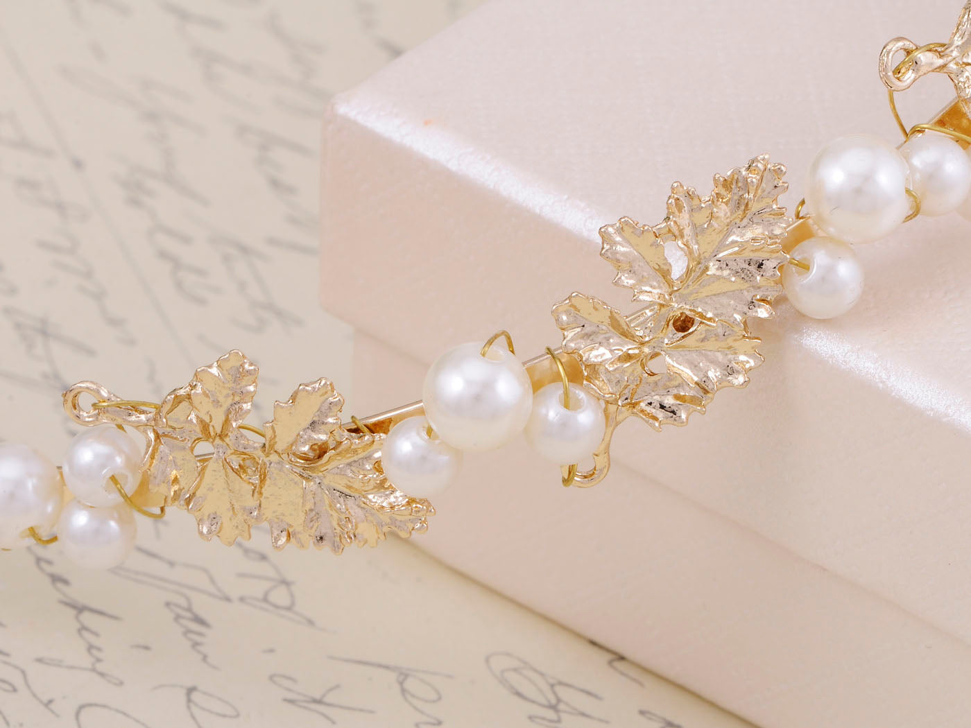 Royal Princess Tiara Tiny Flower Flawless Pearl Headband