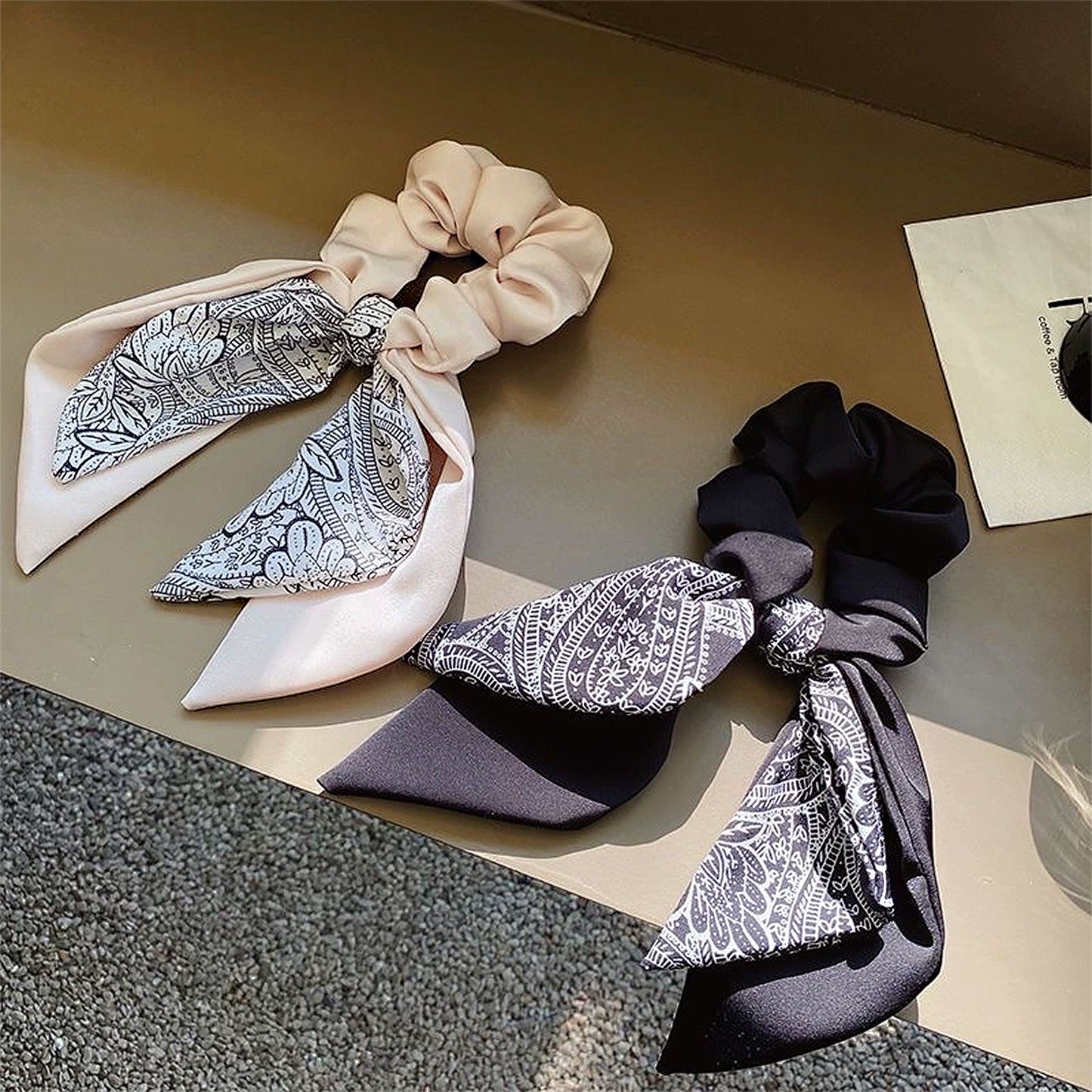 Fashion Elastic Hair Ties with Bows, Hair Scrunchies with Knotted Bow Ribbon for Women
