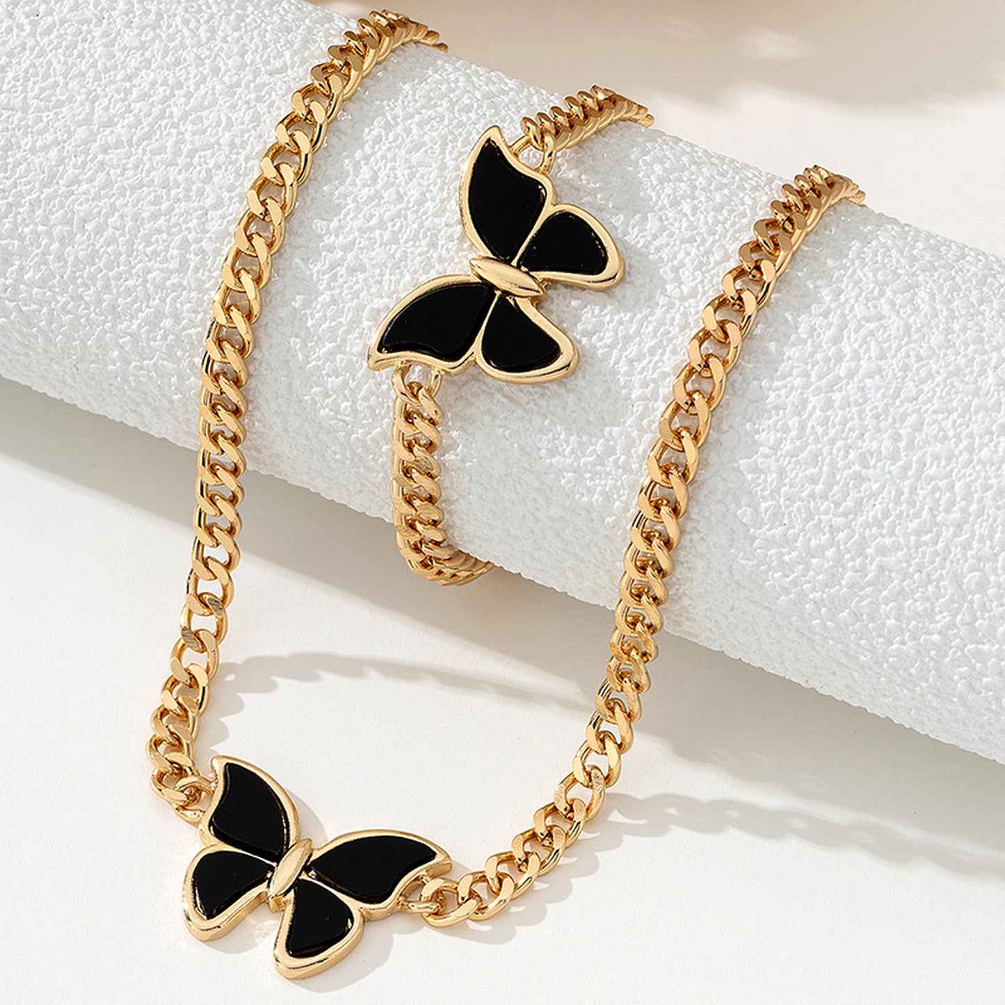 Women's Butterfly Necklace and Bracelet Set