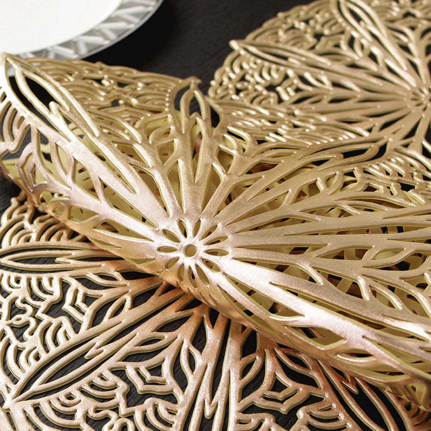 Decorative Floral Lace Table Mat with Layered Circular Design