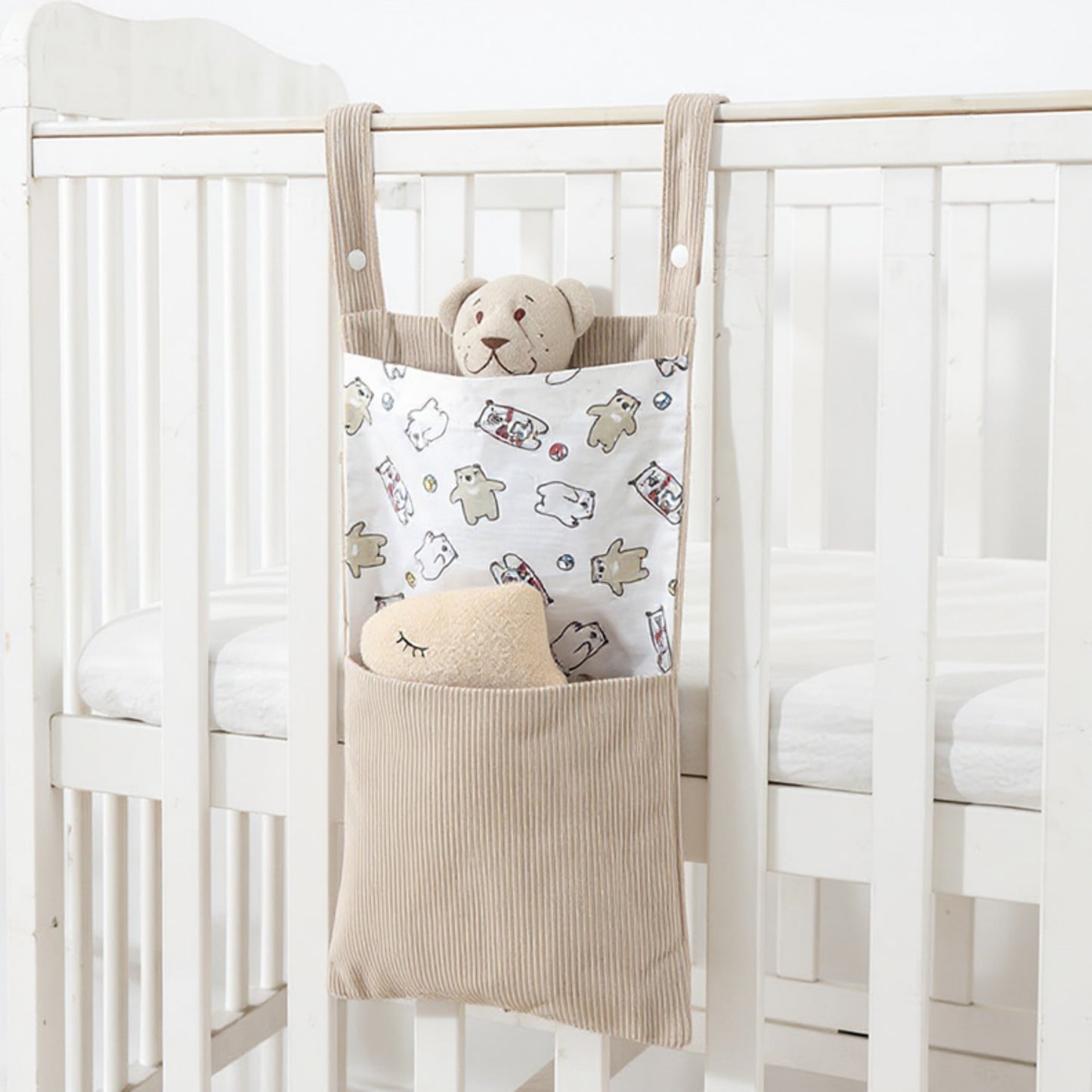 Hanging Wall Organizer with Corduroy Pocket and Animals Print Design