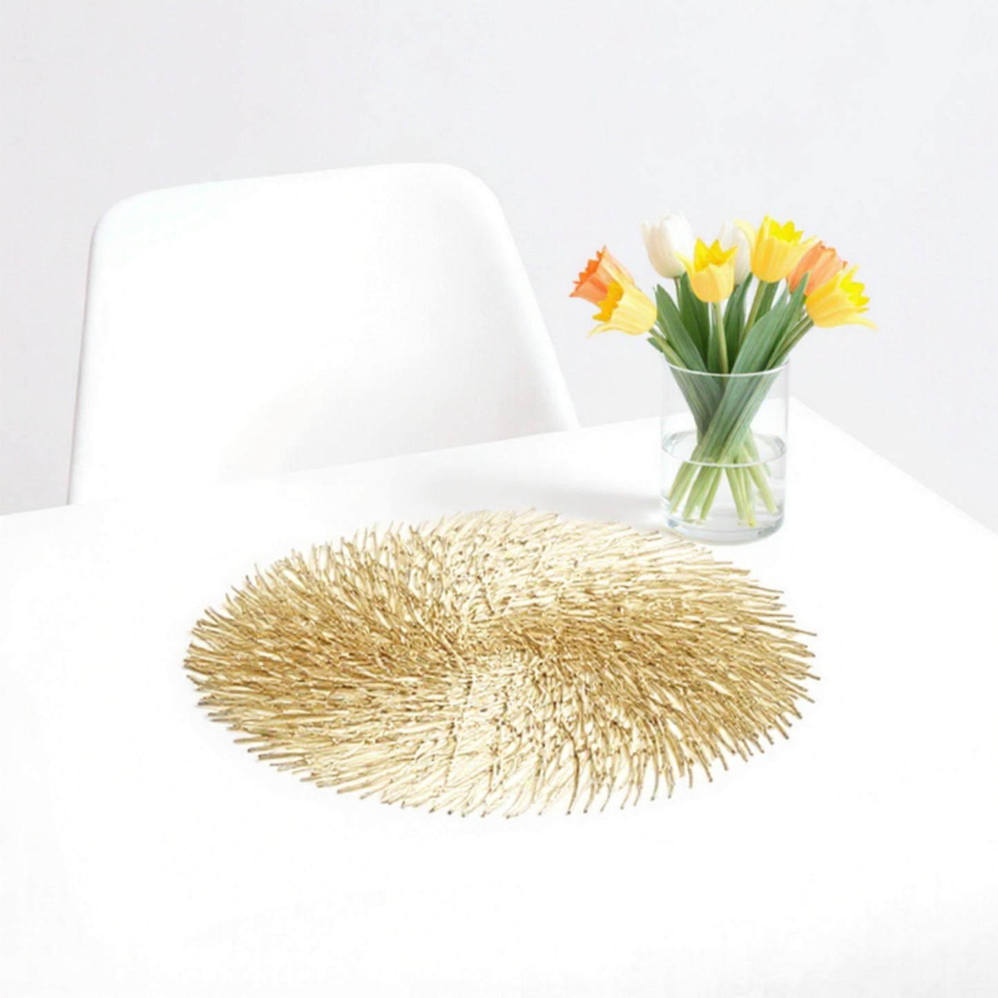 4-Piece Round Spiral Woven Placemat with Textured Swirl Design