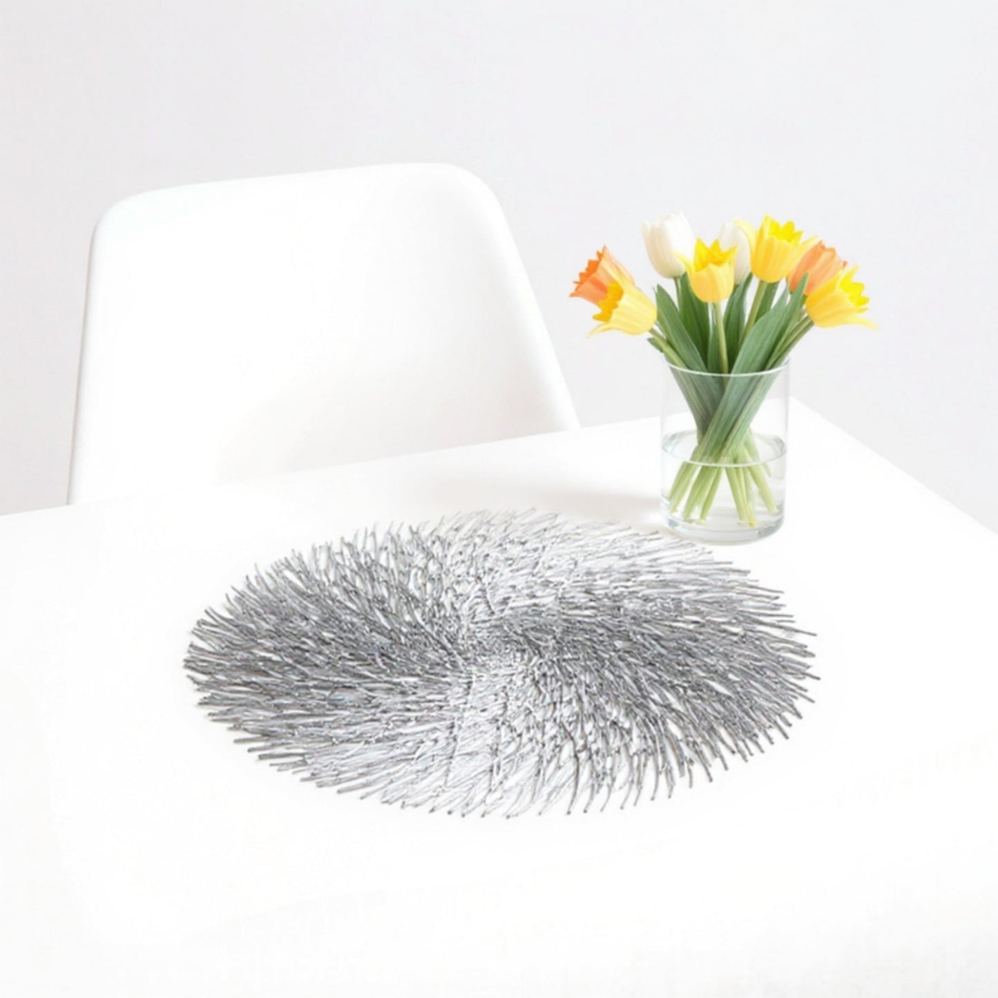 4-Piece Round Spiral Woven Placemat with Textured Swirl Design