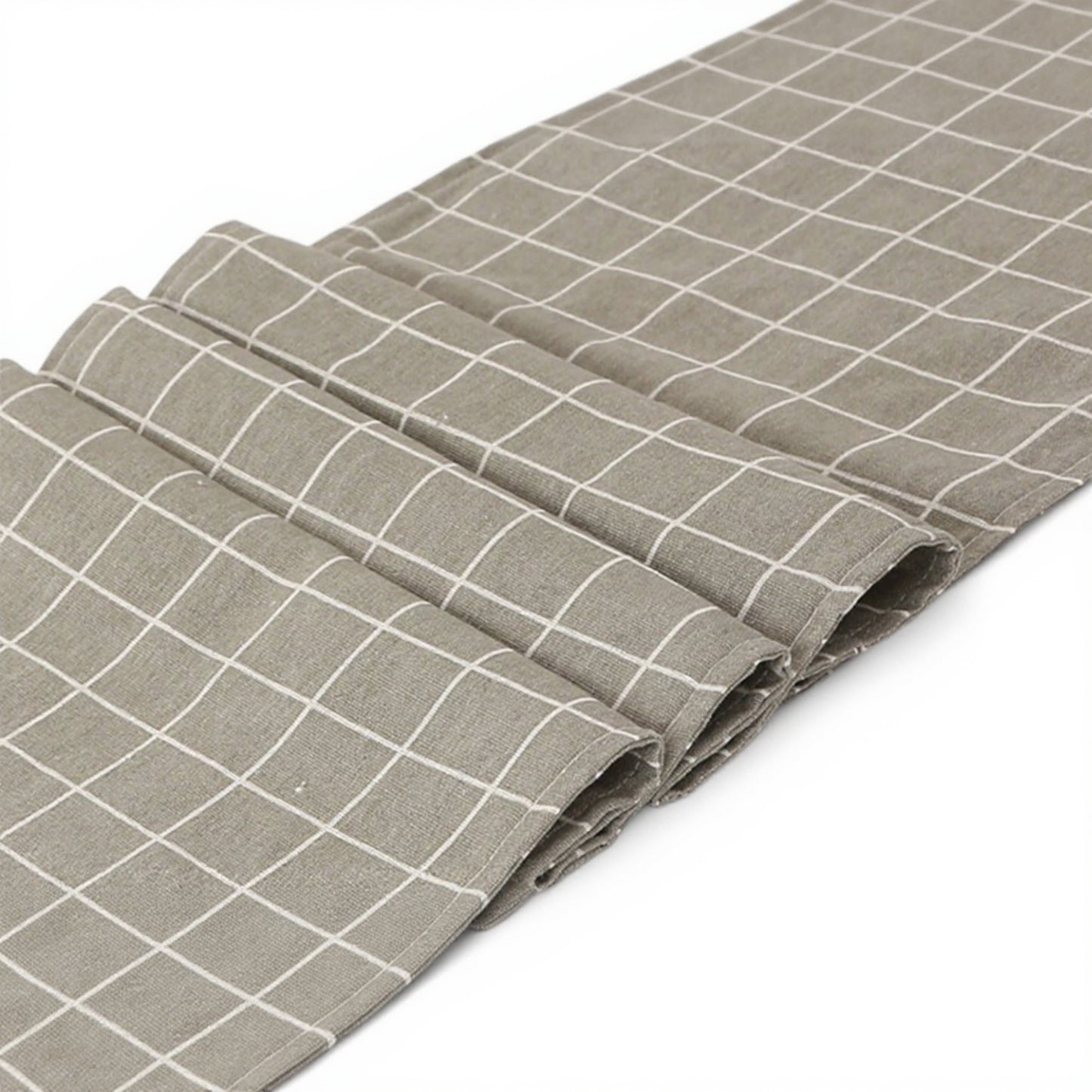 Dainty Daisy Print Tablecloth with Soft Neutral Background