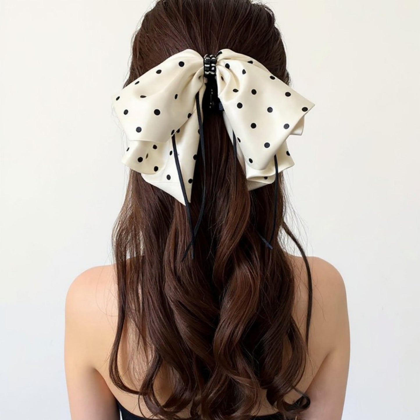 2-Piece Polka Dot Bow Hair Clips Set with Ribbon Tails and Oversized Design 7x4.7in