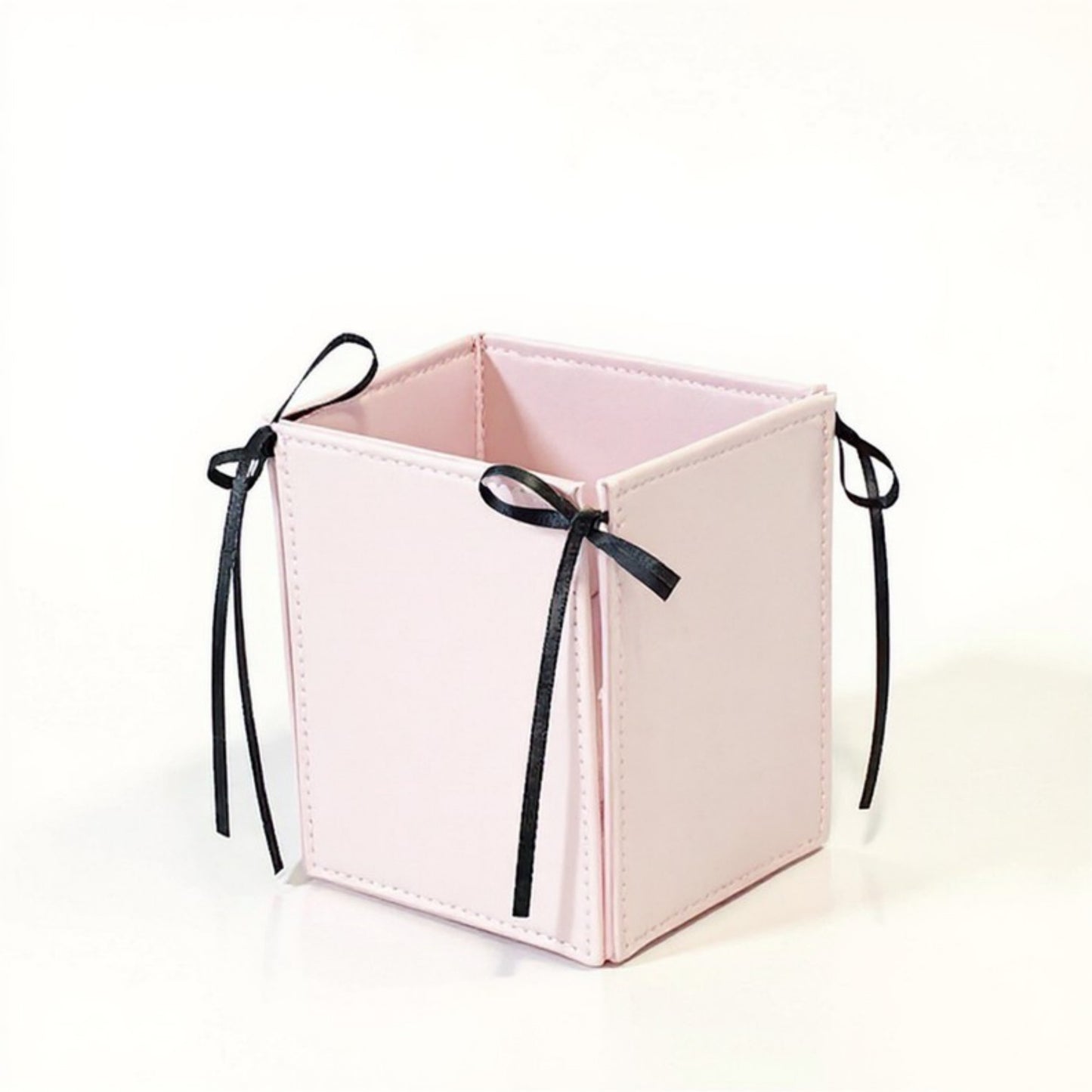 Foldable Pencil Holder with Ribbon Tie Corners and Multi-Section Design 3x4in