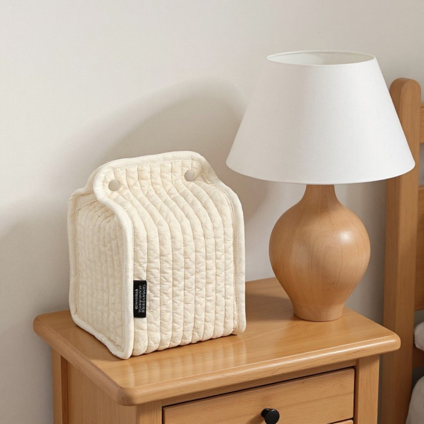 Quilted Tissue Dispenser Box Cover with Snap Closure 8.5x5.5in