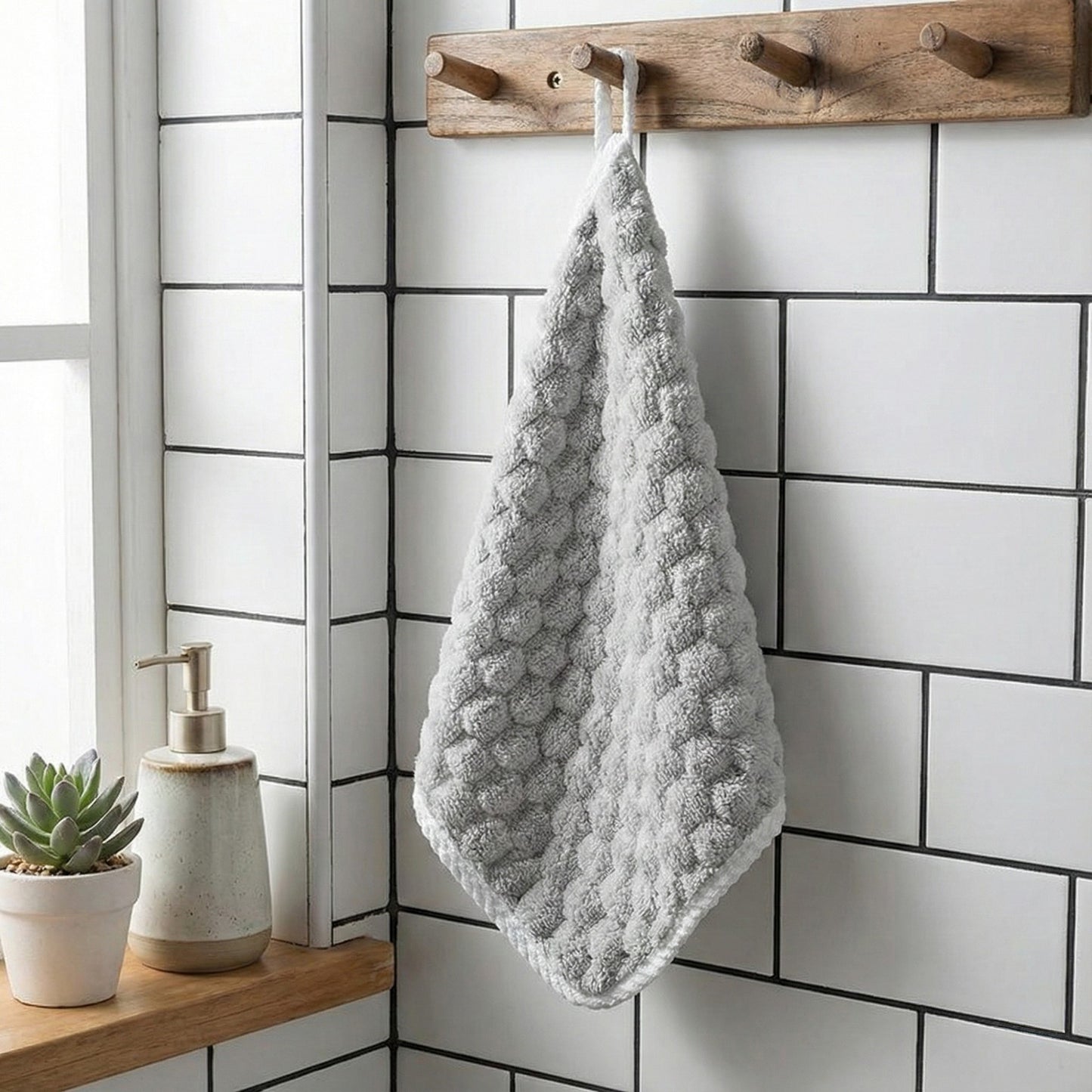 Soft Absorbent Hanging Hand Towels Textured Teardrop Shape Reusable Cleaning Cloth with Loop 6 Pack