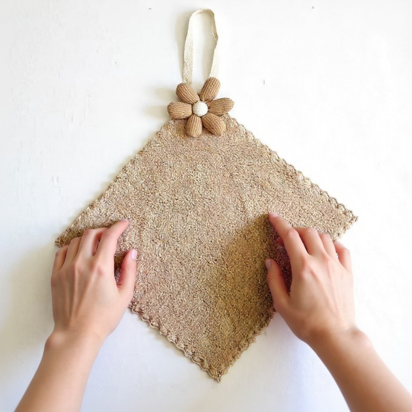 Soft Absorbent Hanging Washcloths 3 Pack Reusable Textured Cleaning Cloths